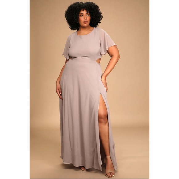 Lulus Dresses & Skirts - NWT Lulu's Garden Bliss Dusty Lavender Cutout Maxi Dress L